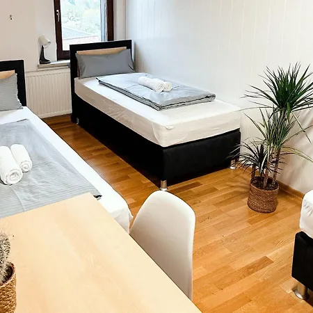 Sali Homes K39 Monte-carlo -spacious 6-bedroom With Terrace And Garden Views In Ideal For Groups Bayreuth